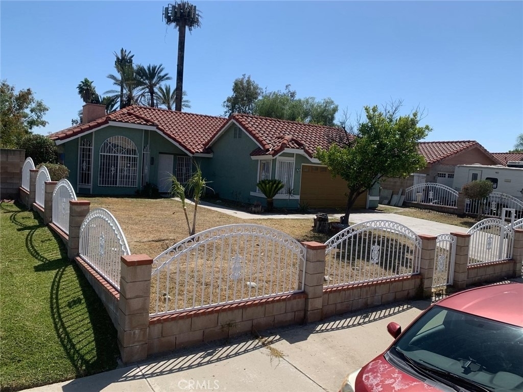 1855 W 13th - Photo 1