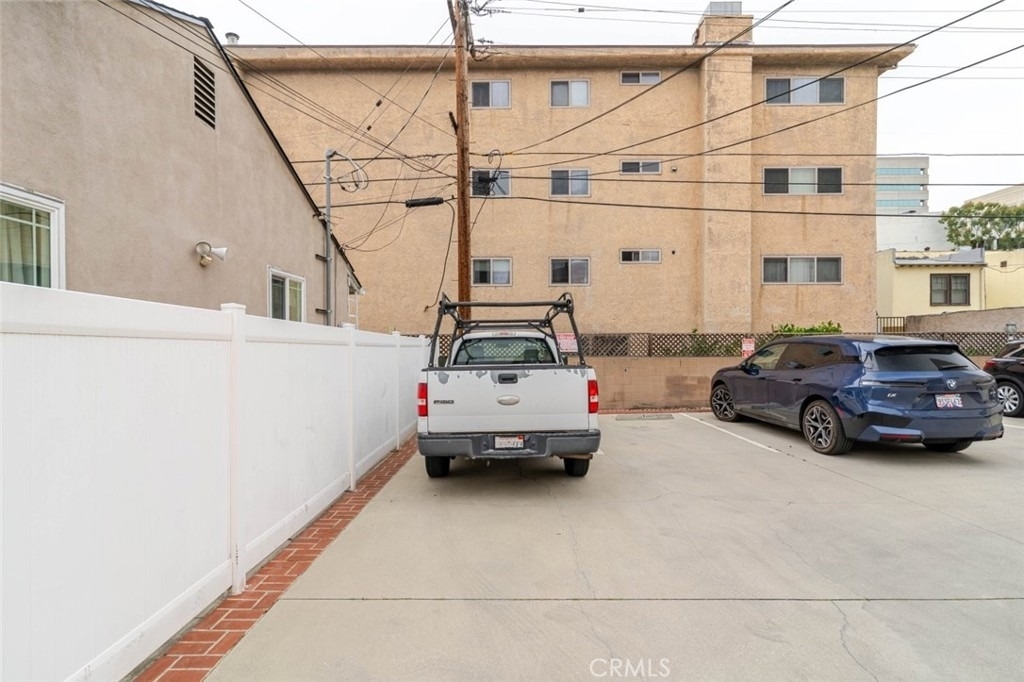 323 N Louise Street - Photo 12