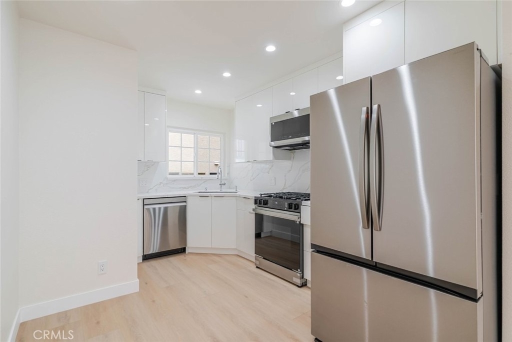 323 N Louise Street - Photo 5