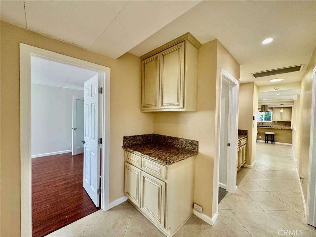 18572 Avolinda - Photo 27