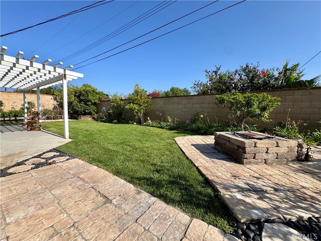 18572 Avolinda - Photo 51