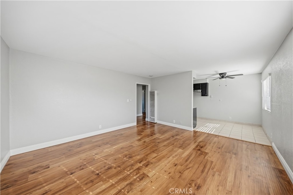 1308 E Oaks Street - Photo 7