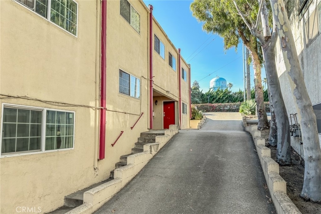 810 E Grand Ave - Photo 24