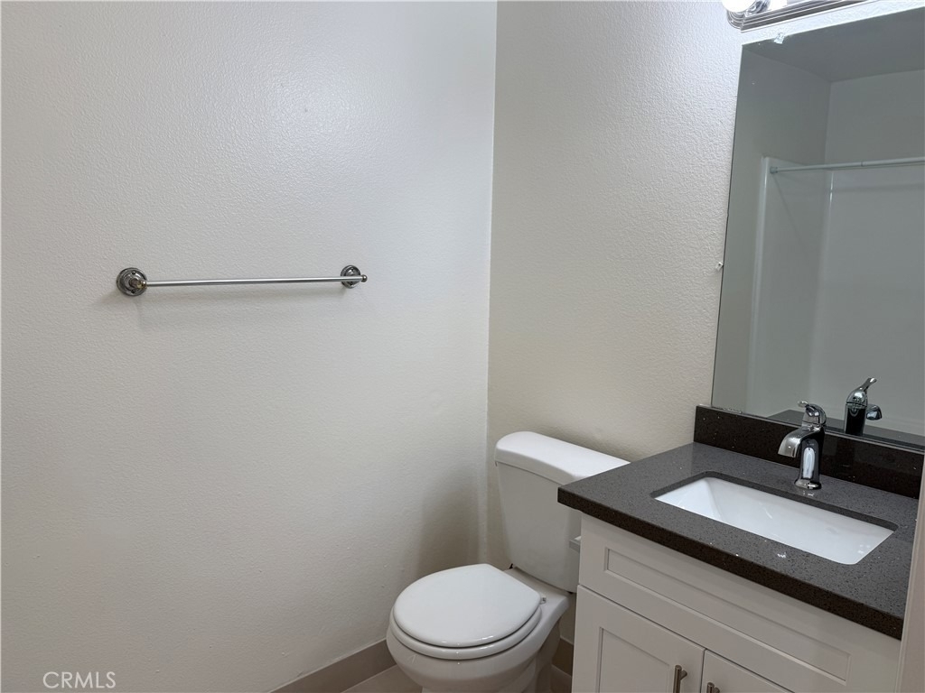 219 E Maple Street - Photo 16