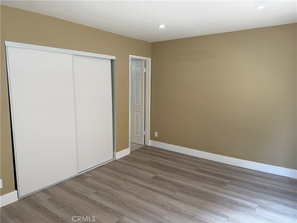 219 E Maple Street - Photo 8