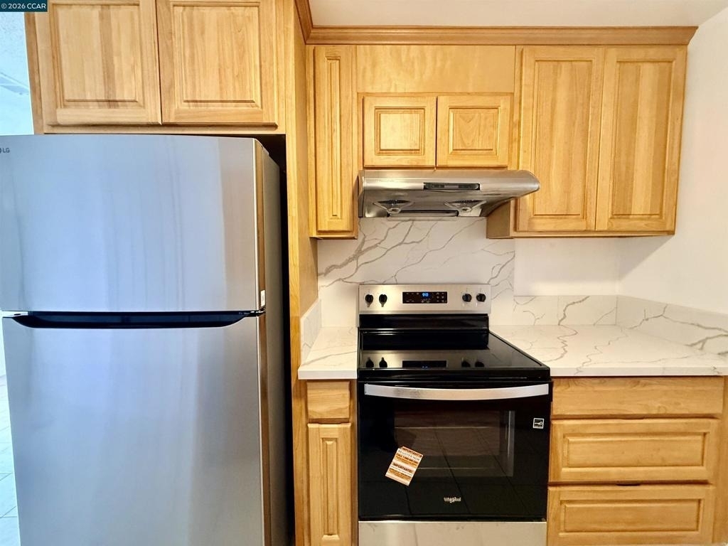 15 Lena Dr - Photo 1
