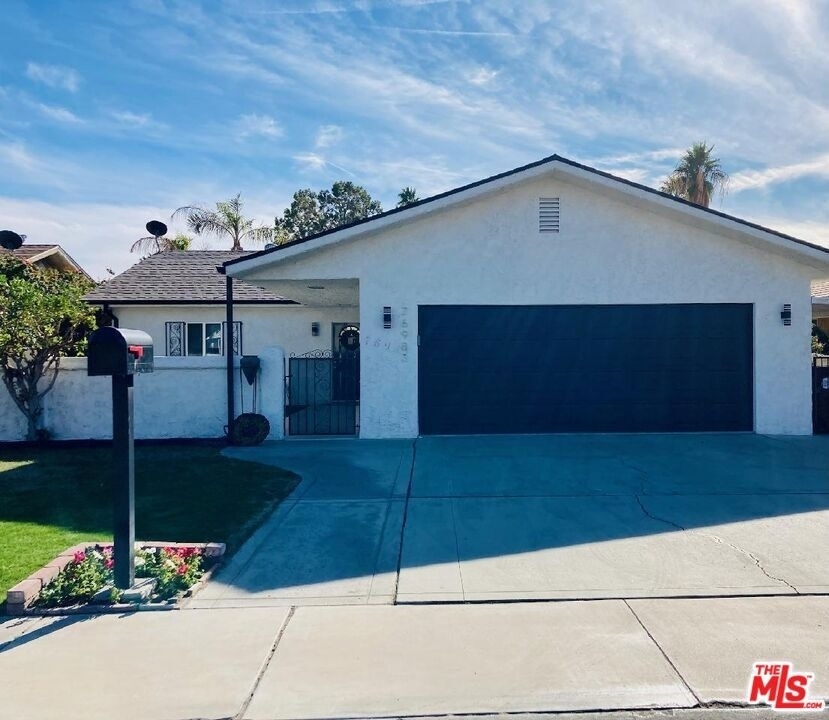 76983 California Drive - Photo 43