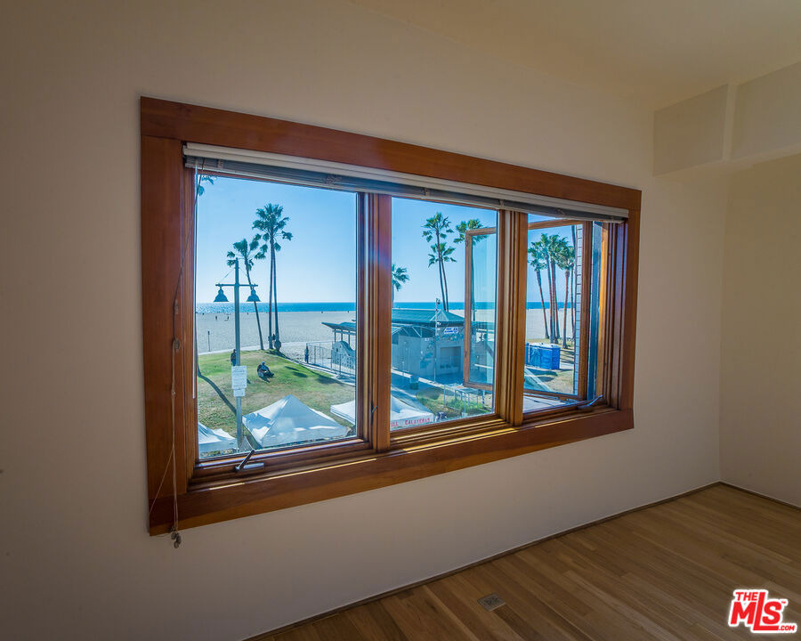 8 Brooks Avenue - Photo 34