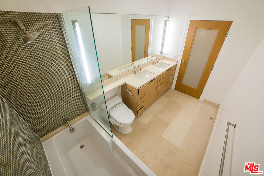 8 Brooks Avenue - Photo 26