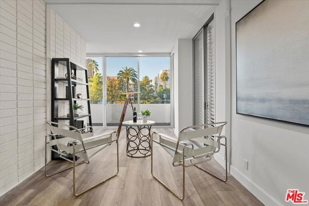 1333 S Beverly Glen Boulevard - Photo 6