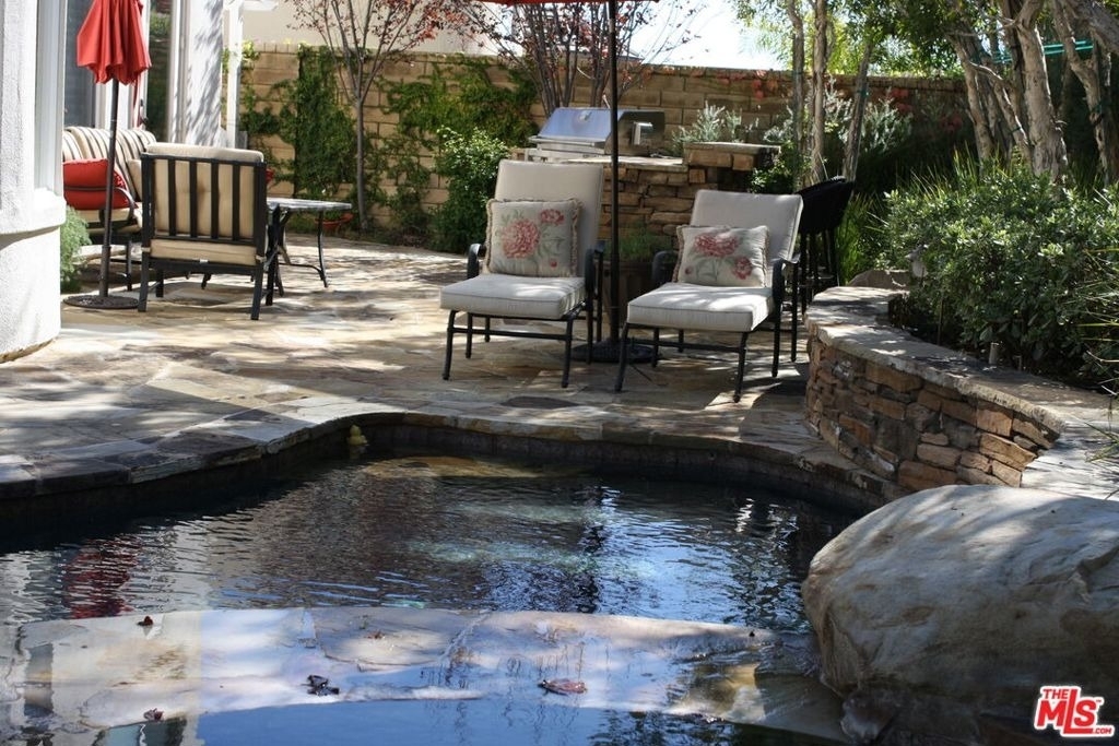 991 Deerhill Road - Photo 8
