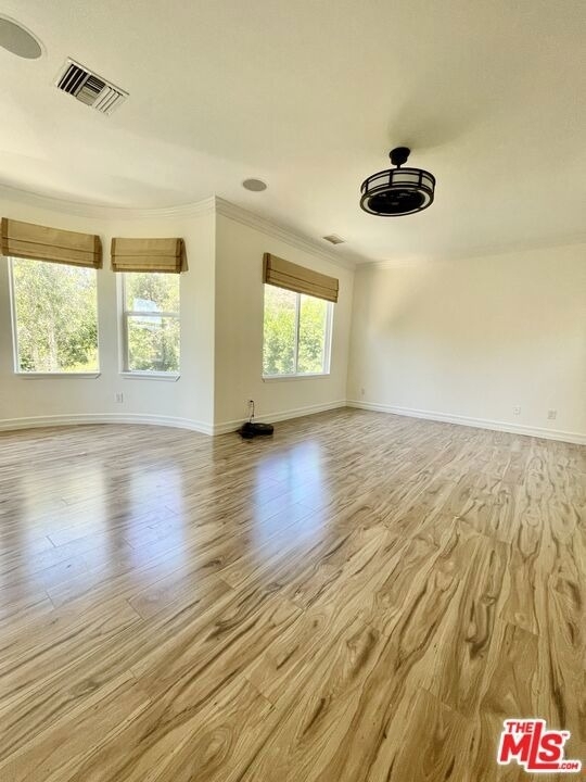 991 Deerhill Road - Photo 10