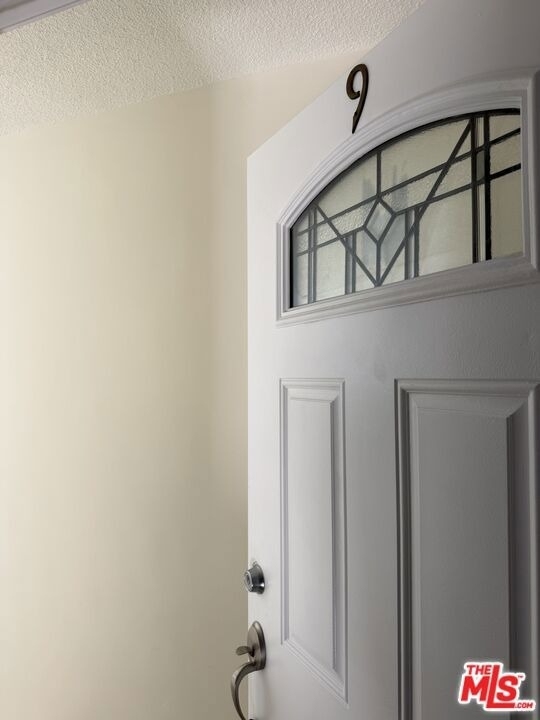 213 S Alexandria Avenue - Photo 2