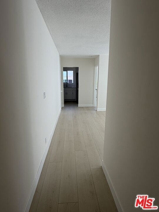 213 S Alexandria Avenue - Photo 4