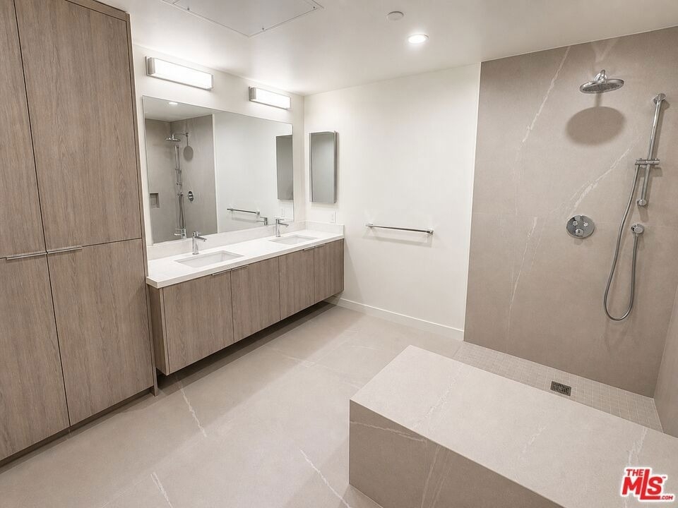 1257 N Detroit Street - Photo 9