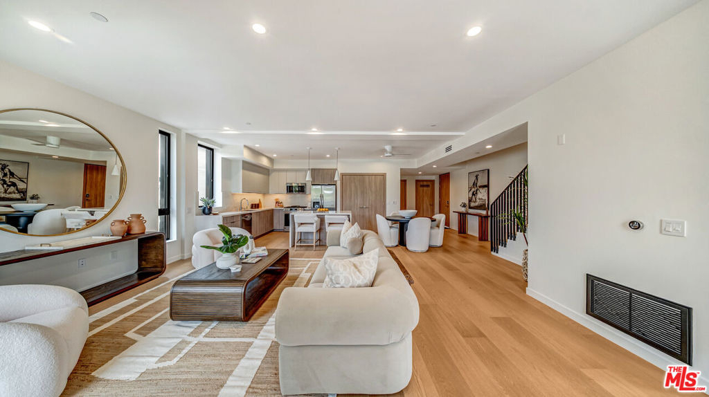 1257 N Detroit Street - Photo 3