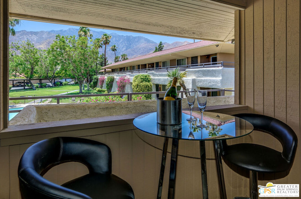 420 N Villa Court - Photo 17