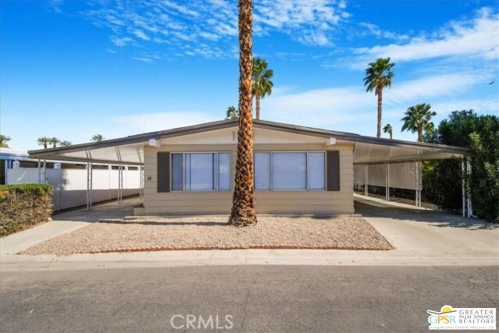 38 Paseo Laredo N - Photo 0
