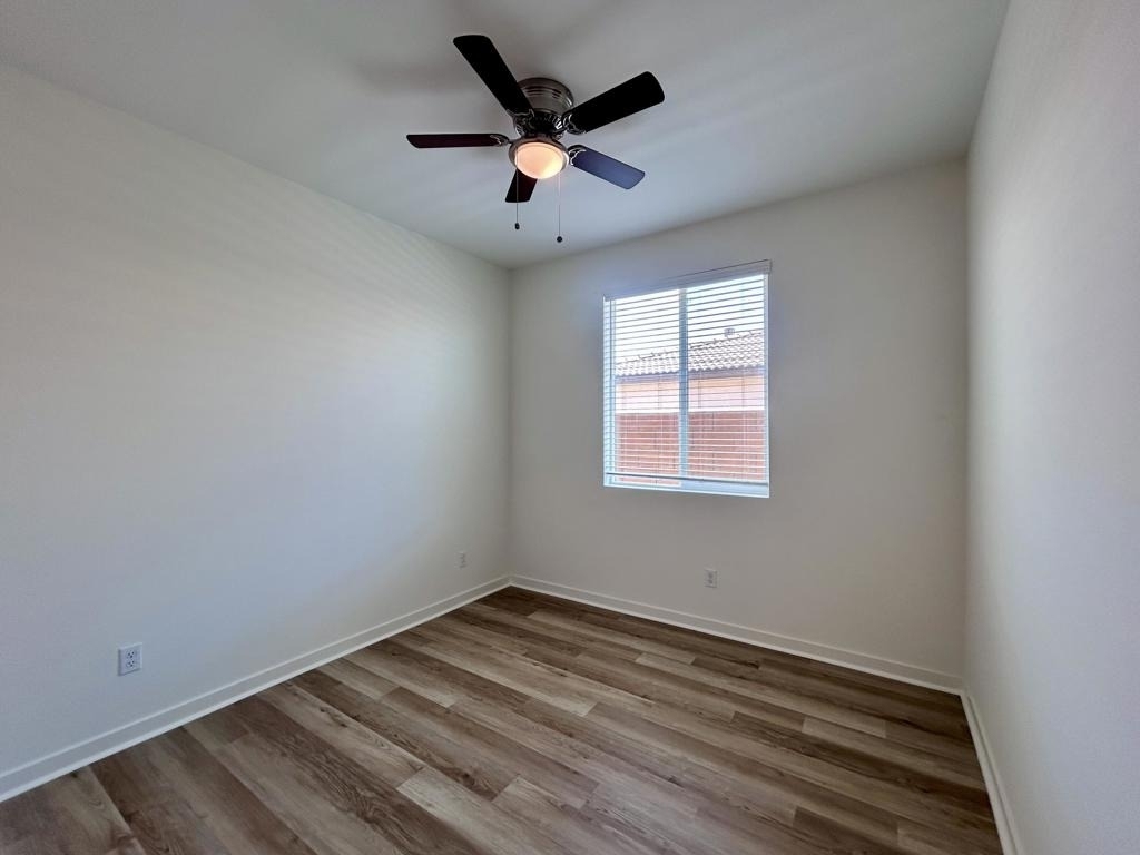 40082 Catania Court - Photo 28