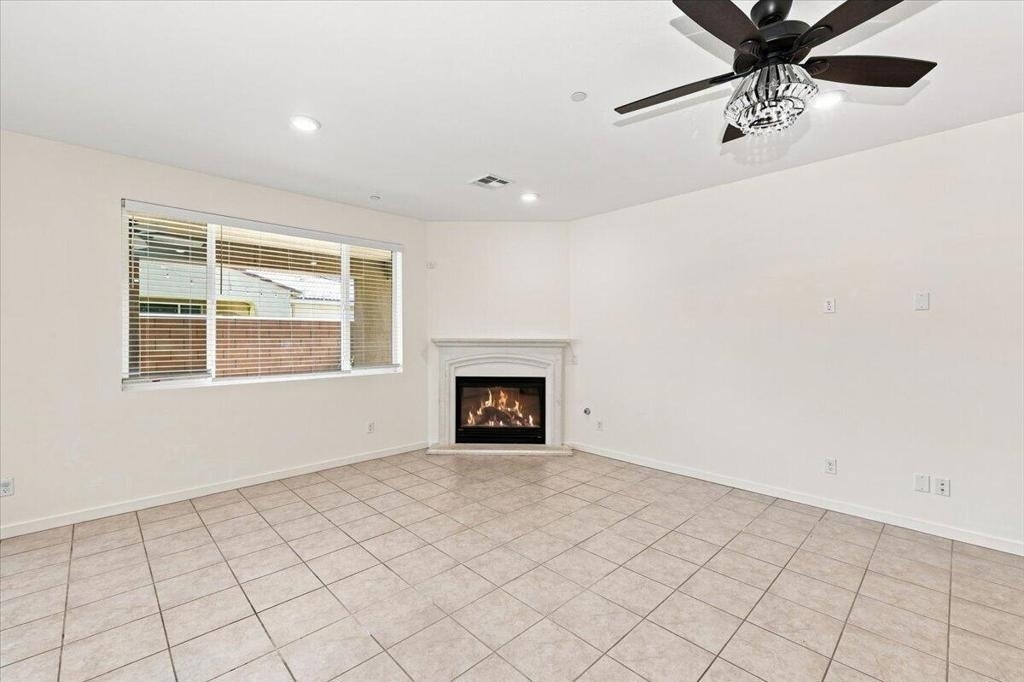40082 Catania Court - Photo 7