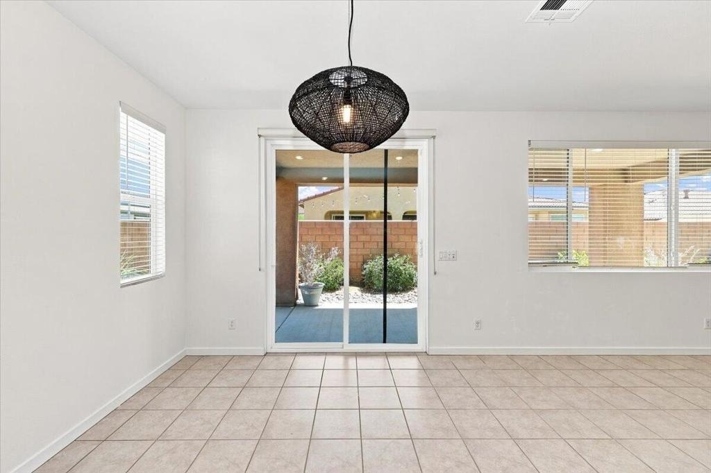 40082 Catania Court - Photo 11