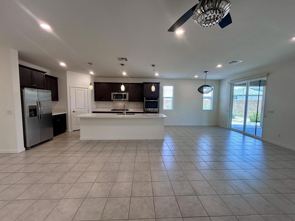 40082 Catania Court - Photo 0