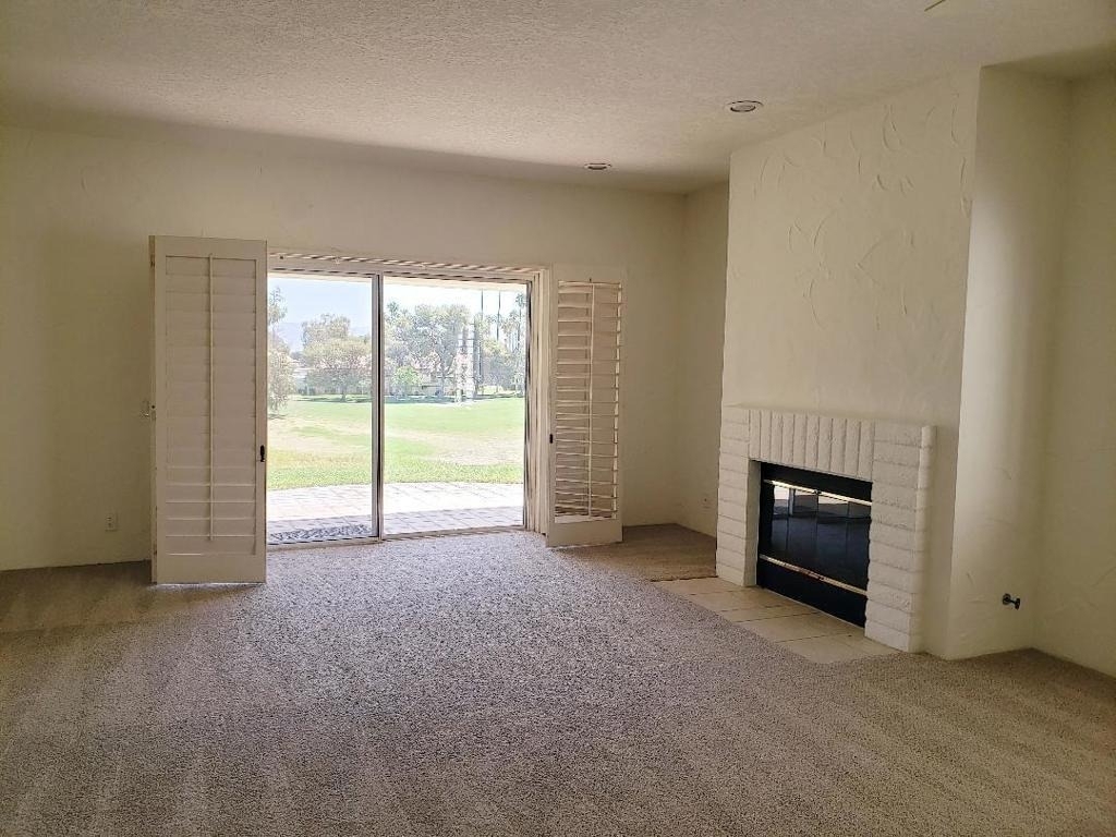 274 Vista Royale Circle E - Photo 15