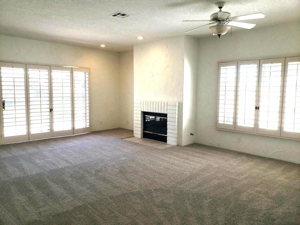 274 Vista Royale Circle E - Photo 14