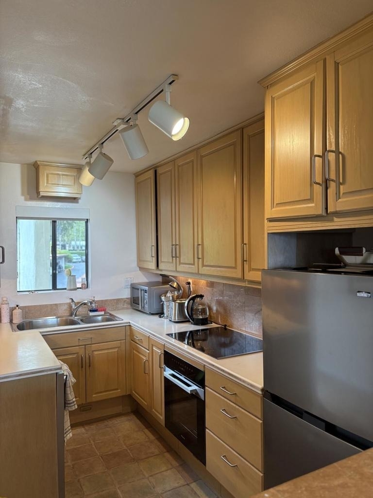 3375 Foothill Road - Photo 3