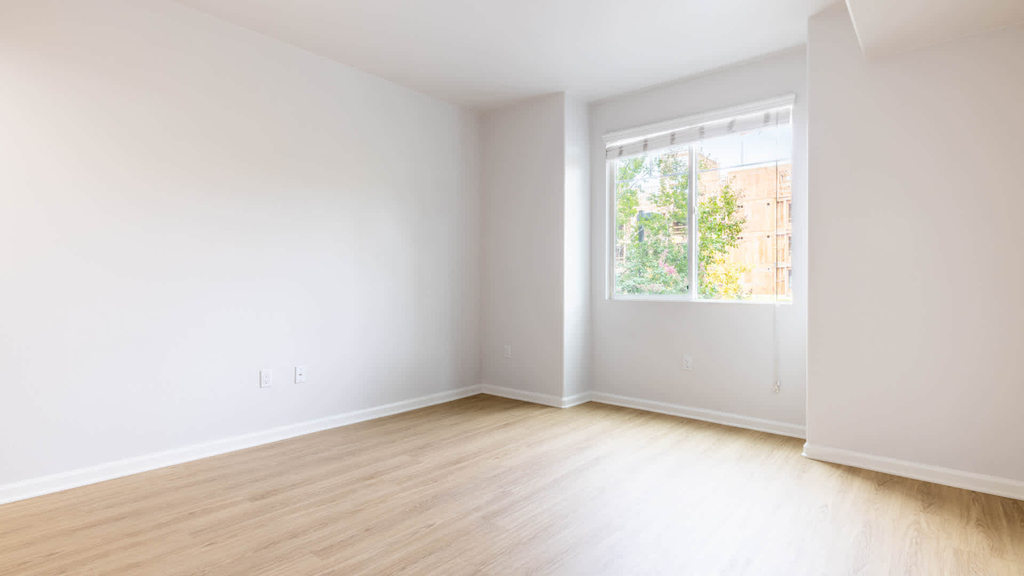 2552 Kelvin Ave - Photo 13