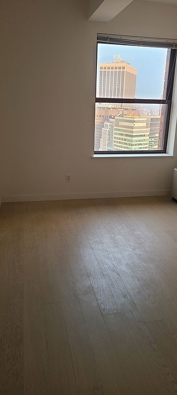 20 West Street - Photo 2