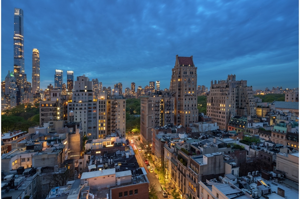 26 E 63rd St - Photo 5