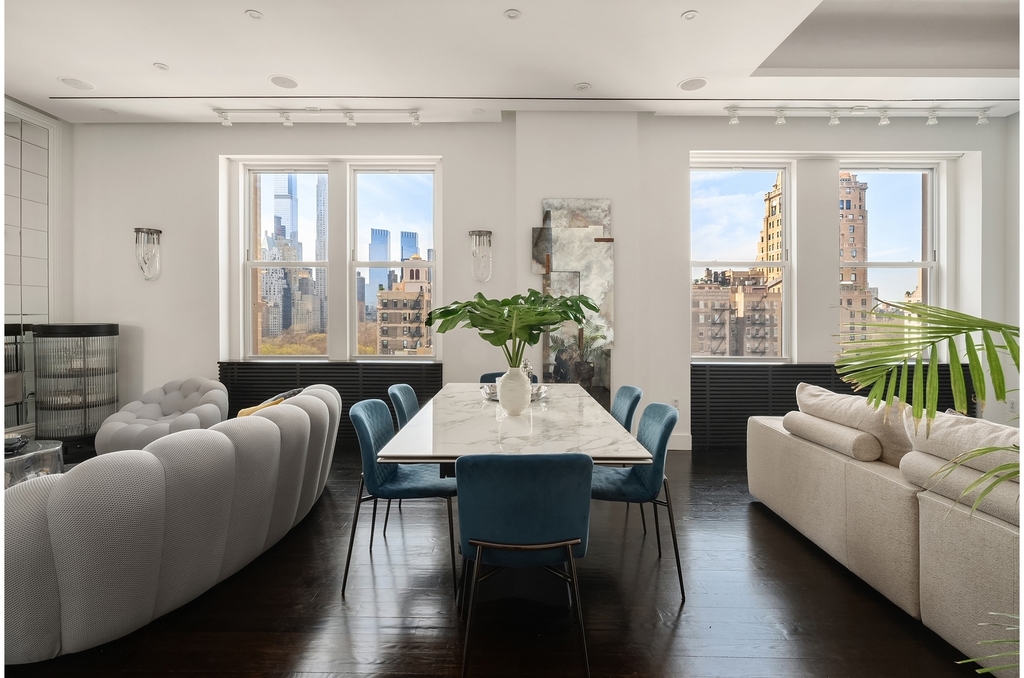 26 E 63rd St - Photo 16