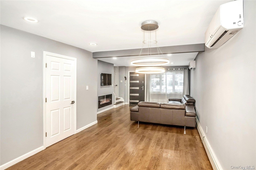 865 Grand Boulevard - Photo 11