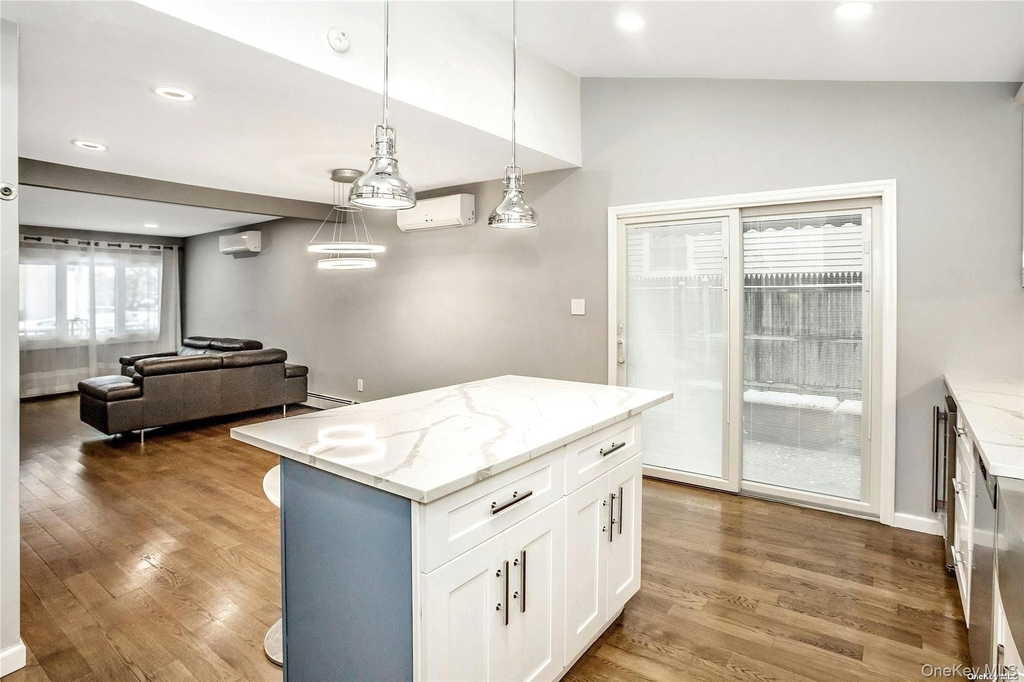 865 Grand Boulevard - Photo 6