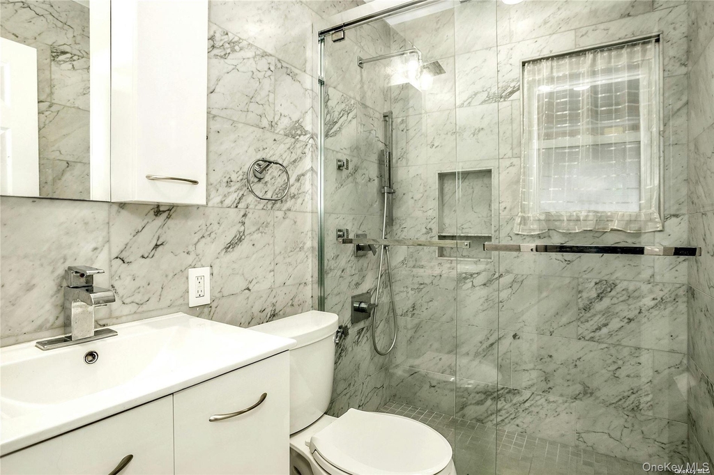865 Grand Boulevard - Photo 19