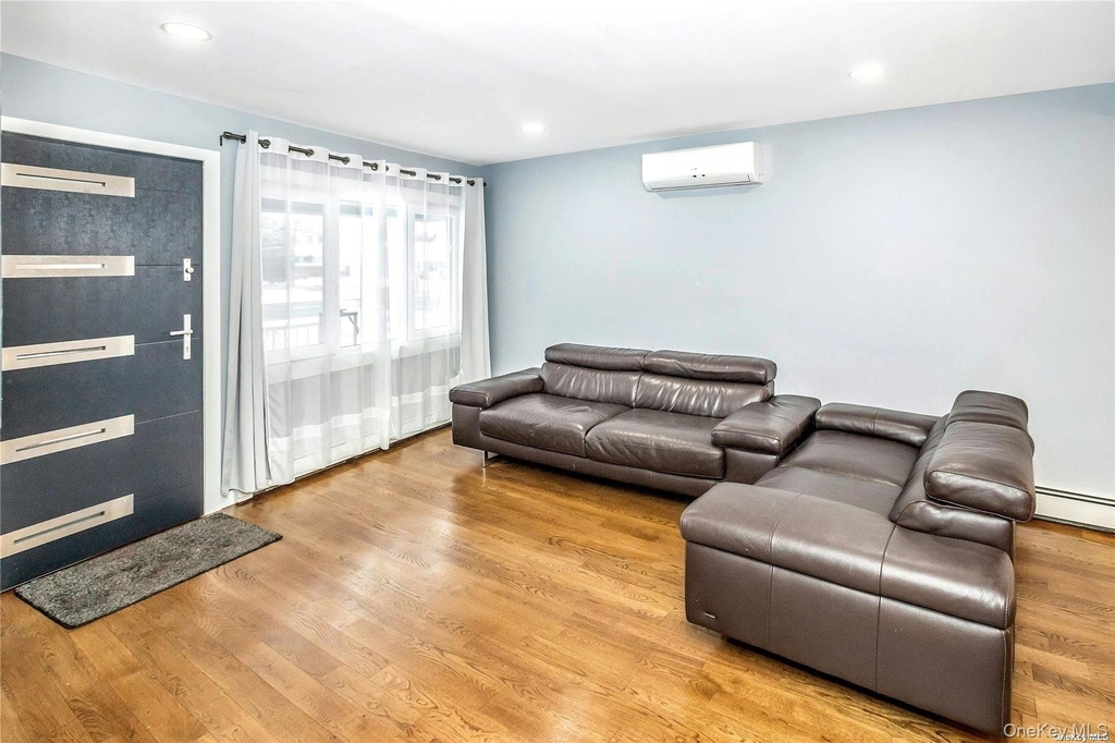 865 Grand Boulevard - Photo 10