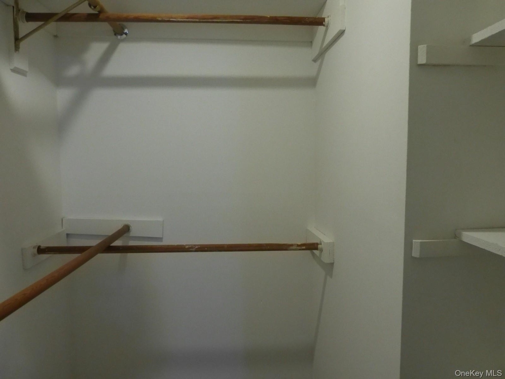 715 Kennedy Drive - Photo 9