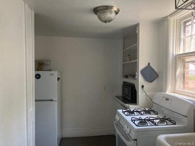 378 Sea Cliff Avenue - Photo 5