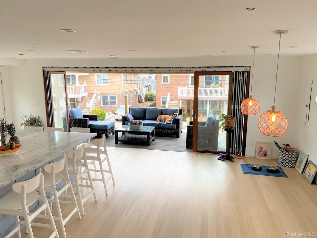 40 Trenton Avenue - Photo 8