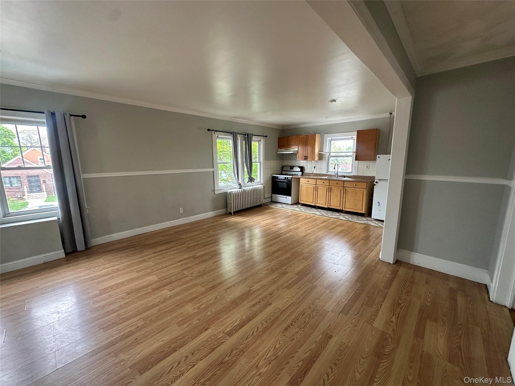 15 Allen Street - Photo 1