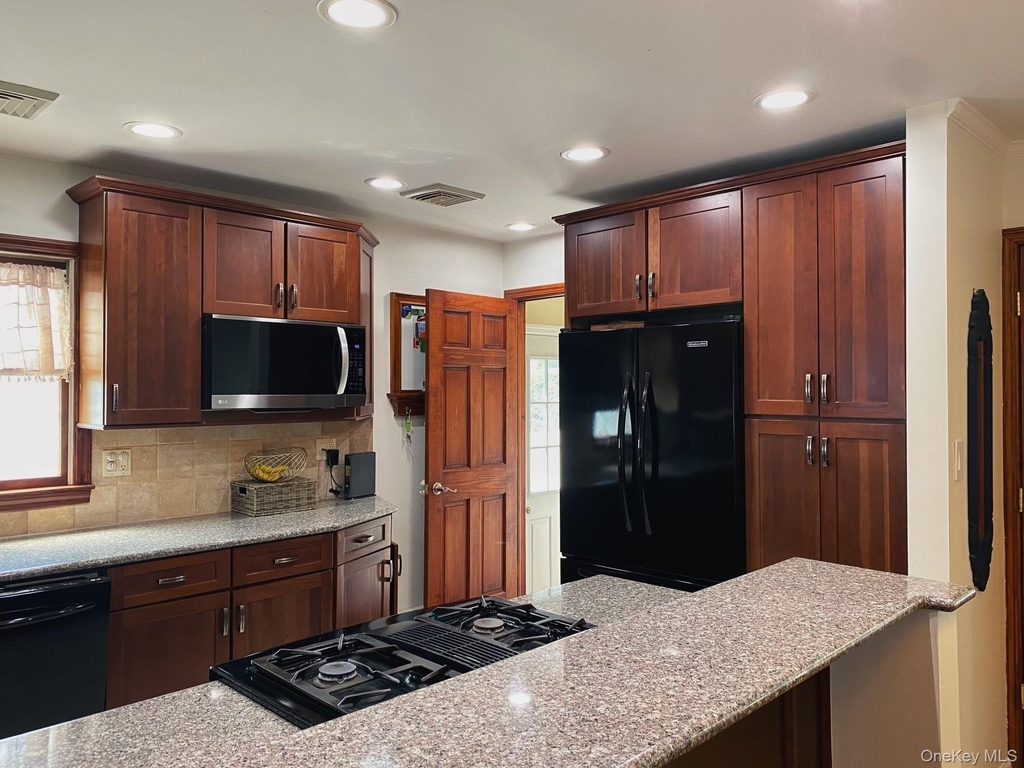 19 Stewart Street - Photo 6