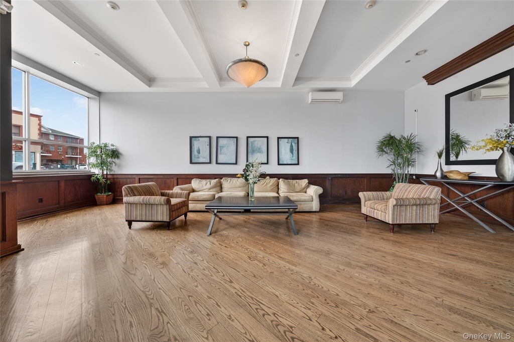 130 Post Avenue - Photo 23