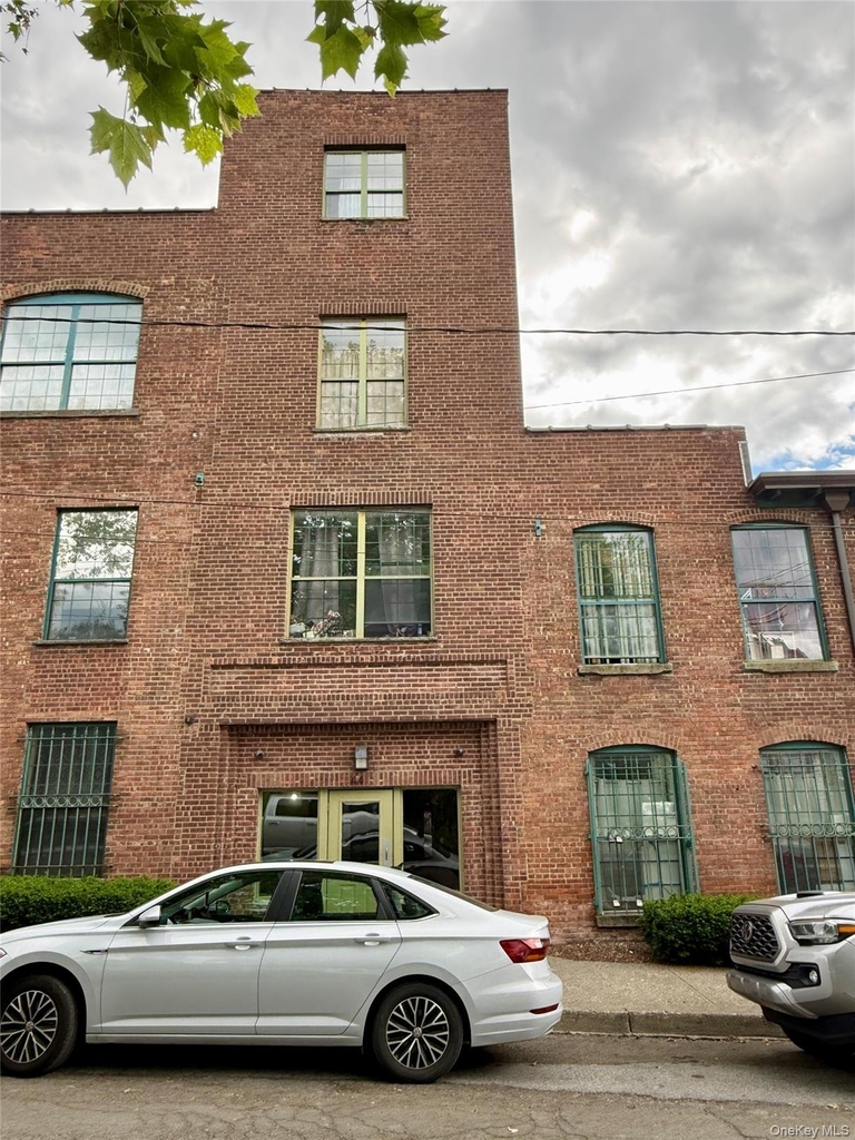 44 Johnes Street - Photo 2