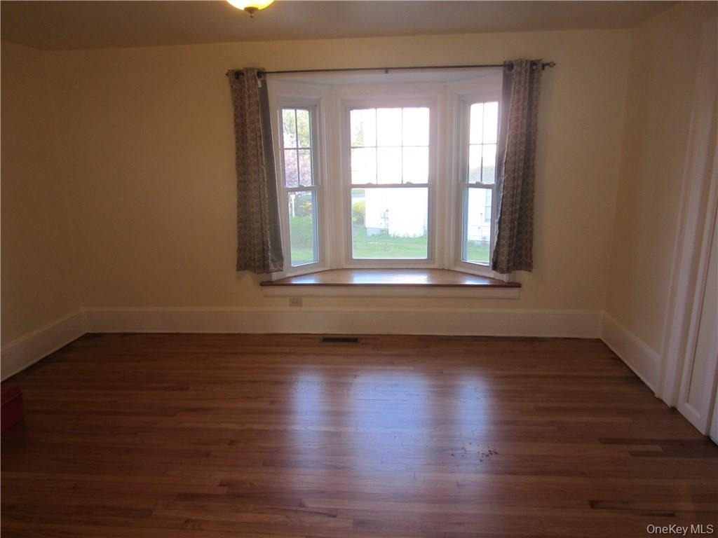 212 S Cherry Street - Photo 5