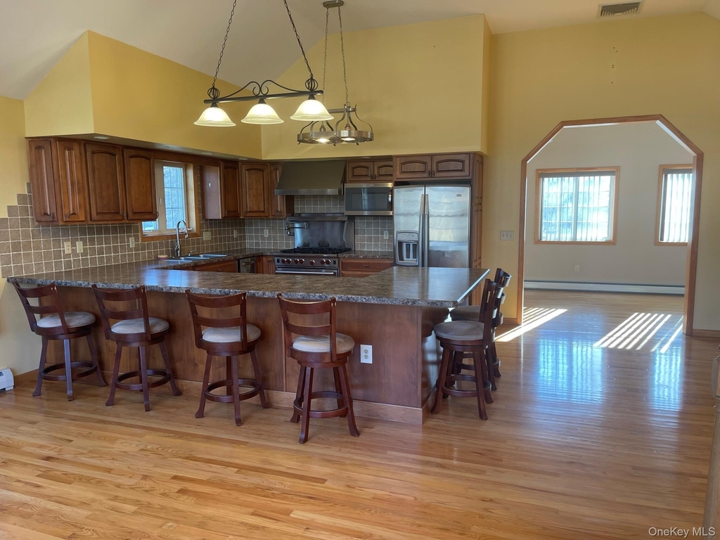 1055 Bruynswick Road - Photo 10