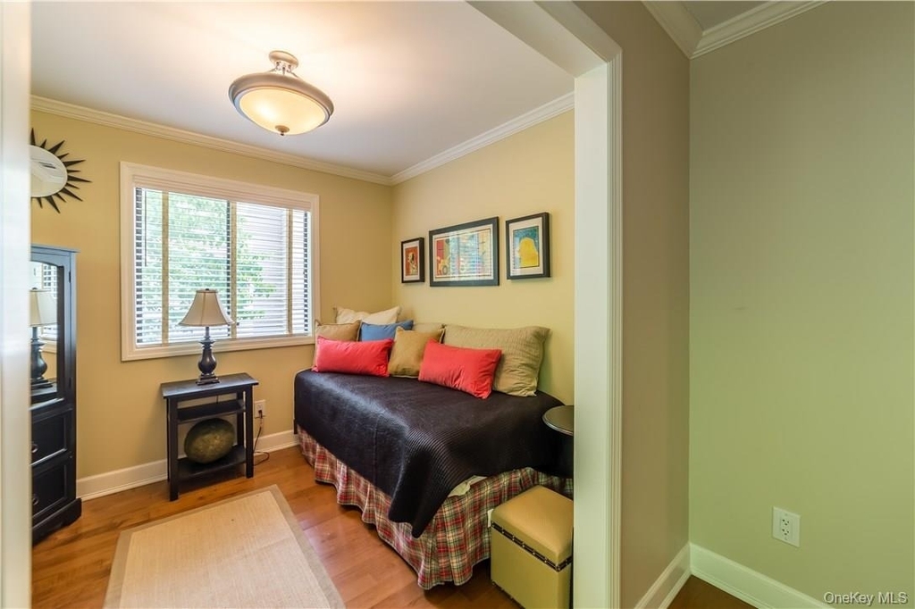170 Birchwood Close - Photo 10