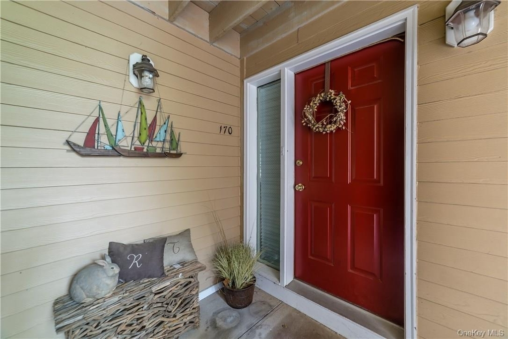 170 Birchwood Close - Photo 0