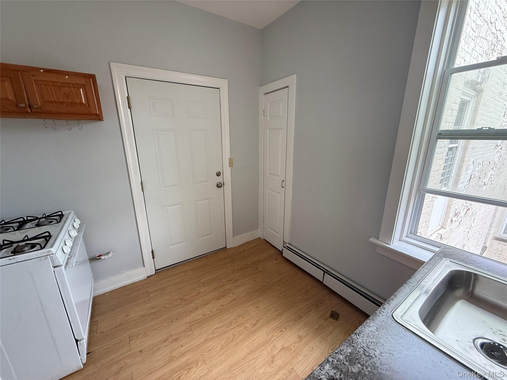 60 Carroll Street - Photo 5