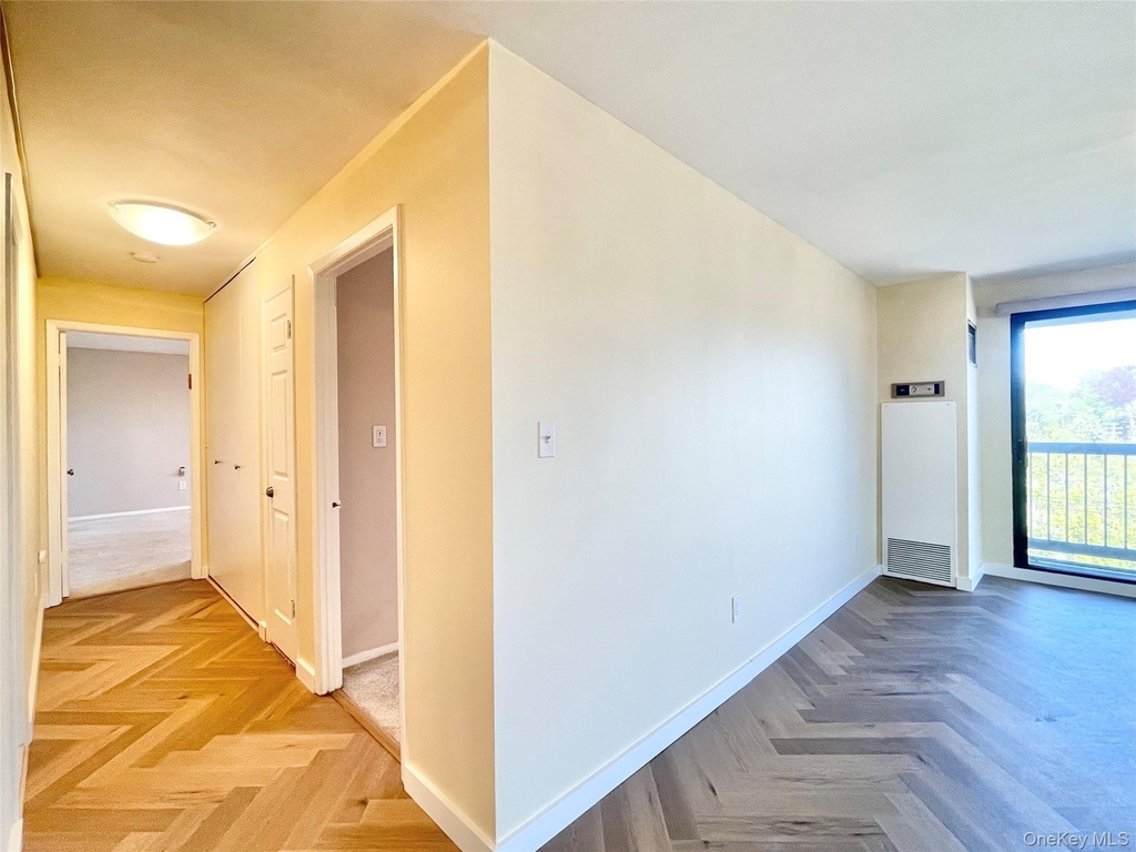 12 Bond Street - Photo 6